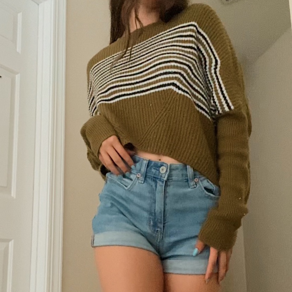 Urban Outfitters Cropped Sweater